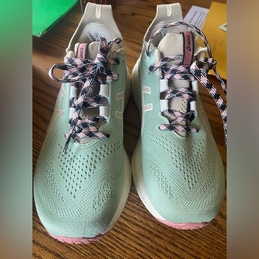 ASICS gel nimbus 26 running shoe